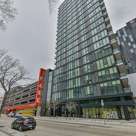 Luxury Skyline Condo In Downtown Free 24/7 Parking Winnipeg Exterior foto